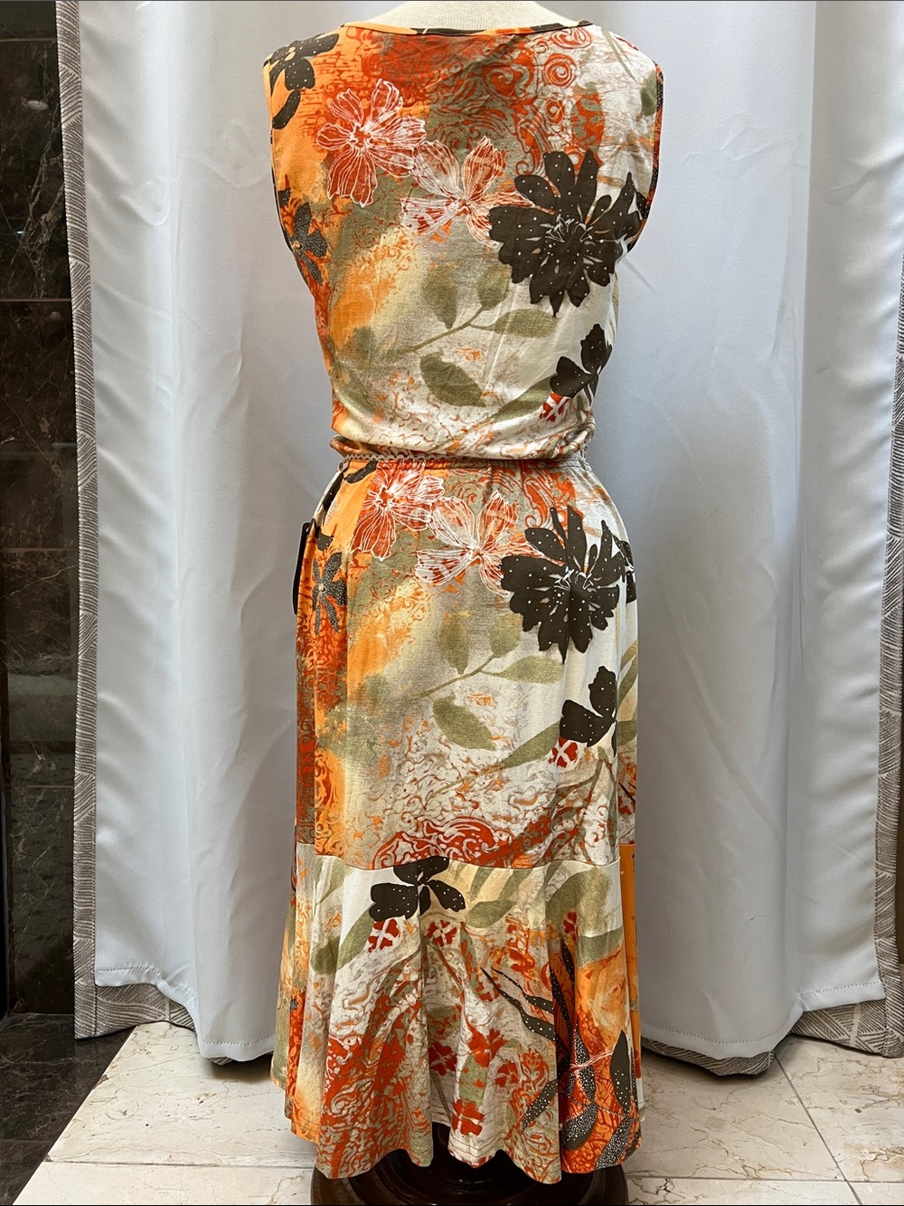 Tropical Print Sleeveless Skirt Set - Picture 2 of 10